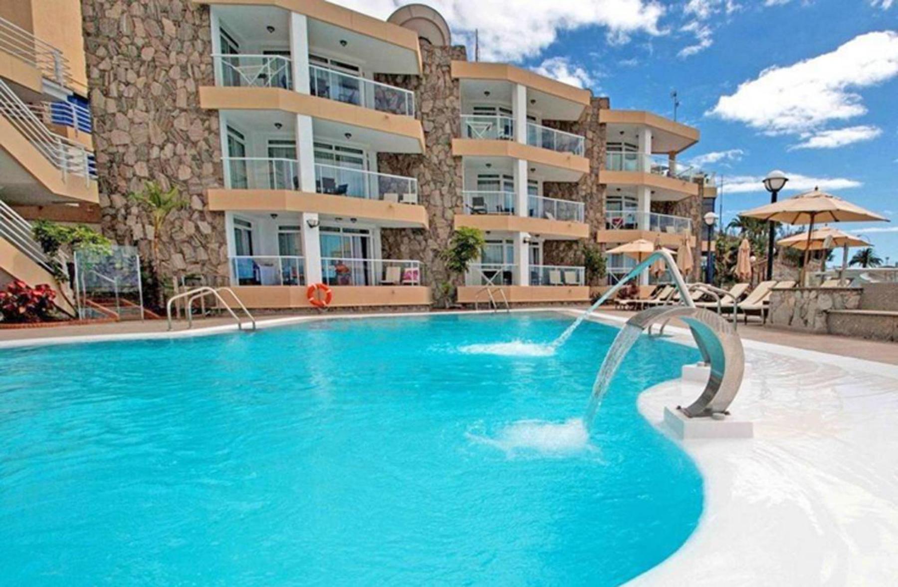 Holiday Club Vista Амадорес Екстериор снимка